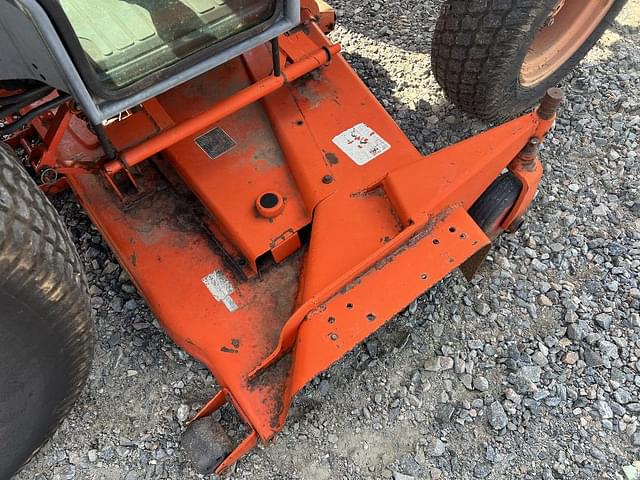 Image of Kubota L3710 equipment image 2