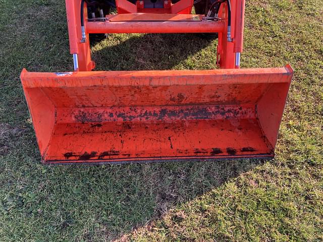 Image of Kubota L3800 equipment image 1