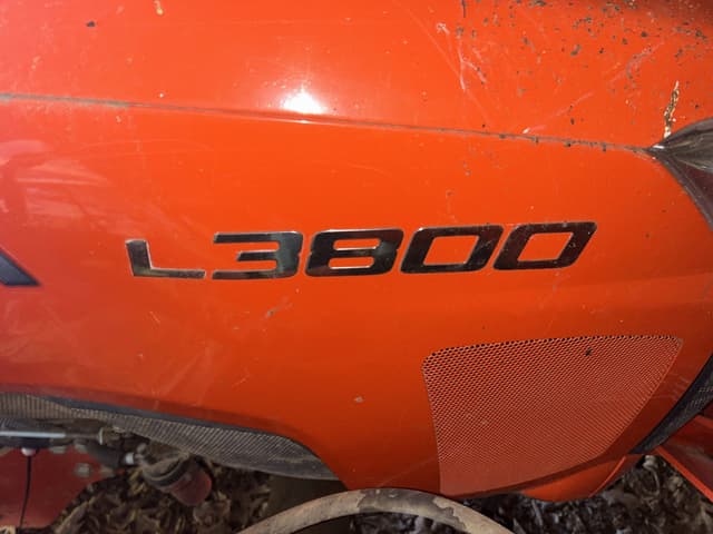 Image of Kubota L3800 equipment image 2