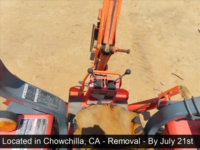 Image of Kubota L3800 equipment image 2