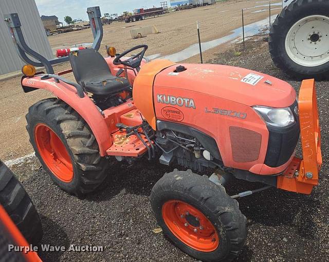 Image of Kubota L3800 equipment image 3