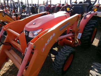 Main image Kubota L3800
