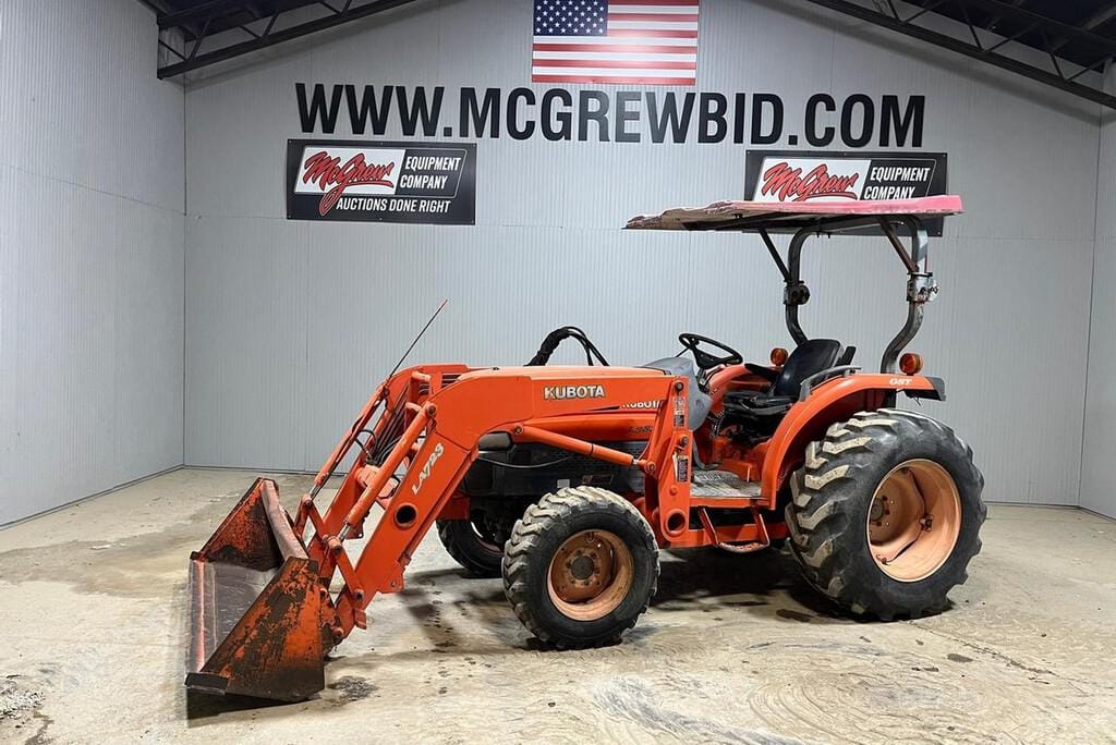 Main image Kubota L3830