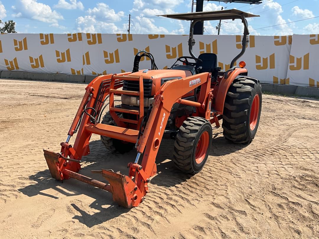 Image of Kubota L3830 Primary image