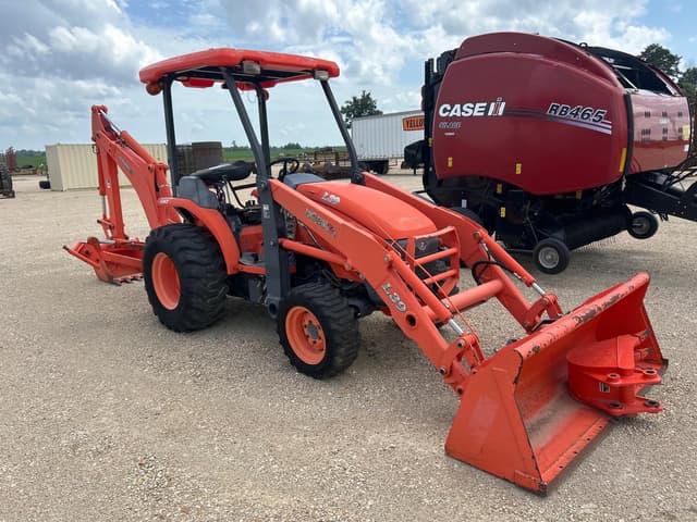 Image of Kubota L39 equipment image 4