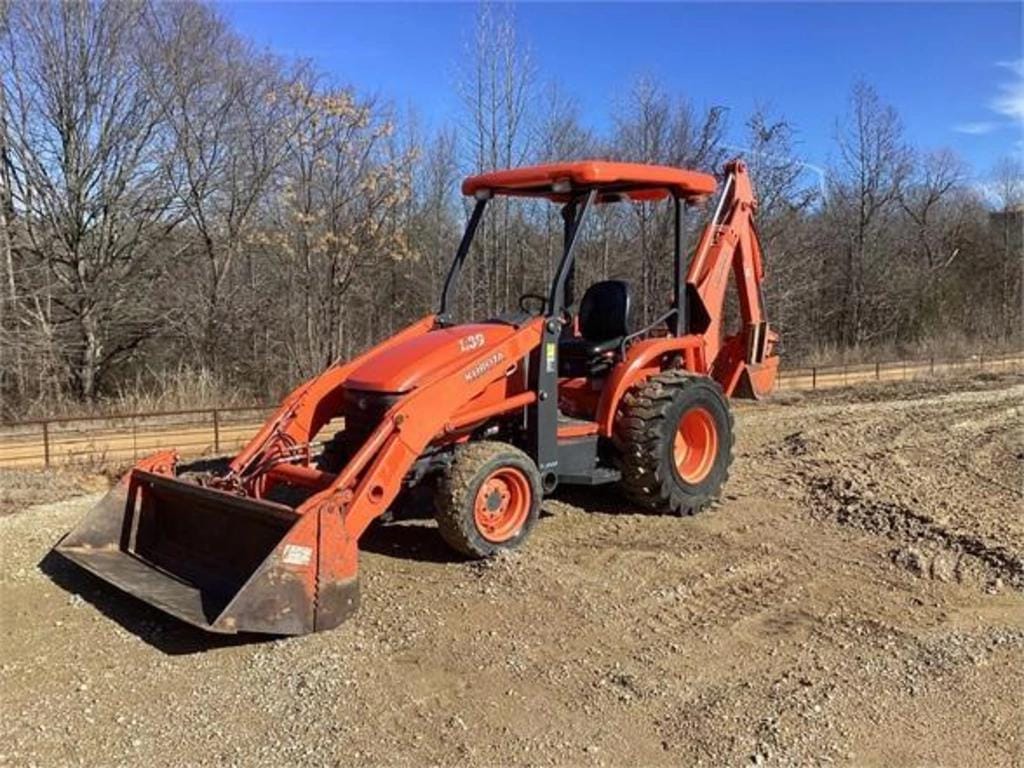 Main image Kubota L39