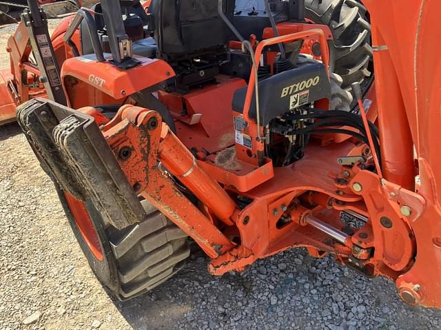 Image of Kubota L39 equipment image 4