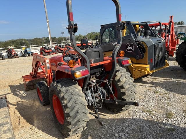 Image of Kubota L3901 equipment image 3