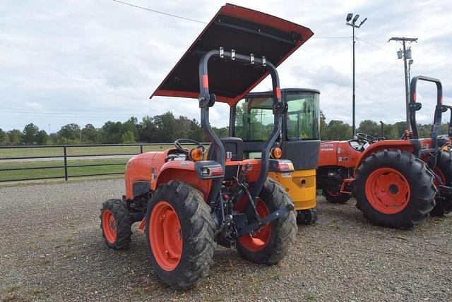 Image of Kubota L3901 equipment image 1