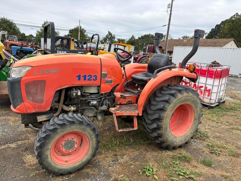 Image of Kubota L3901 Primary image