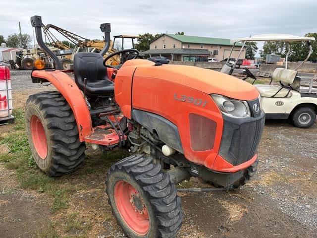 Image of Kubota L3901 equipment image 3