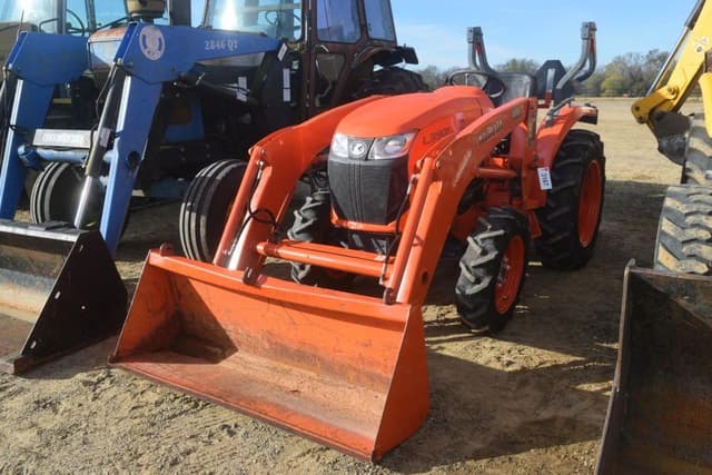Image of Kubota L3901 equipment image 1