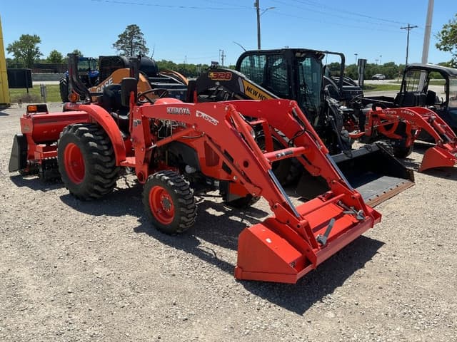 Image of Kubota L3901 equipment image 1