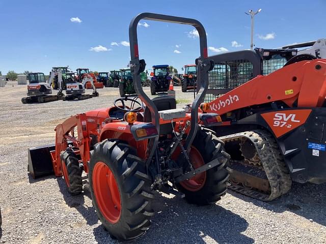 Image of Kubota L3901 equipment image 3