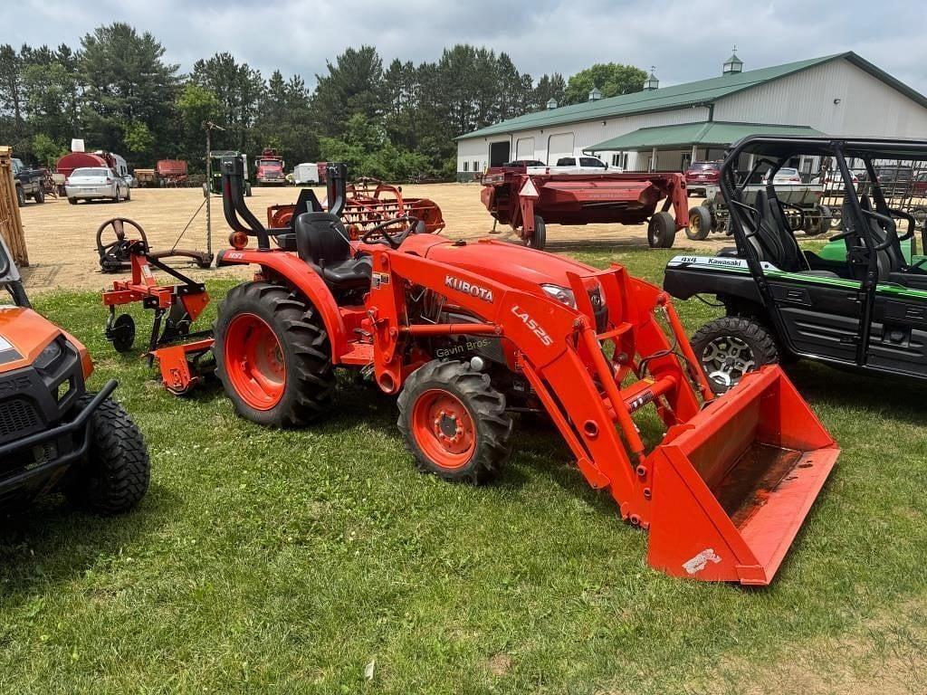 Image of Kubota L3901D Primary image