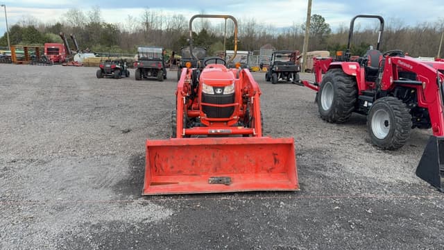 Image of Kubota L3901 equipment image 1
