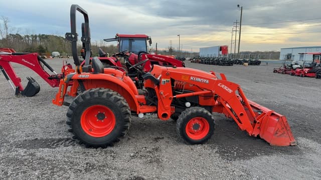 Image of Kubota L3901 equipment image 4