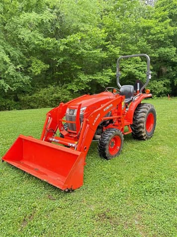 Main image Kubota L3901D