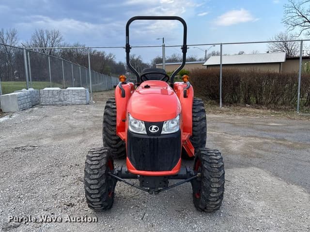 Image of Kubota L3901D equipment image 1