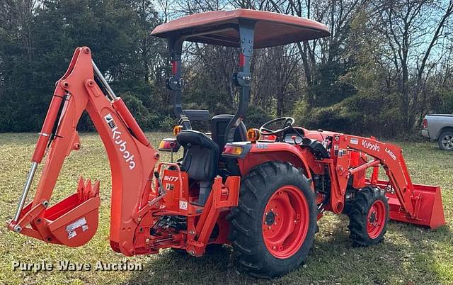 Image of Kubota L3901D equipment image 4