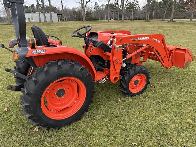 Image of Kubota L3901 equipment image 2