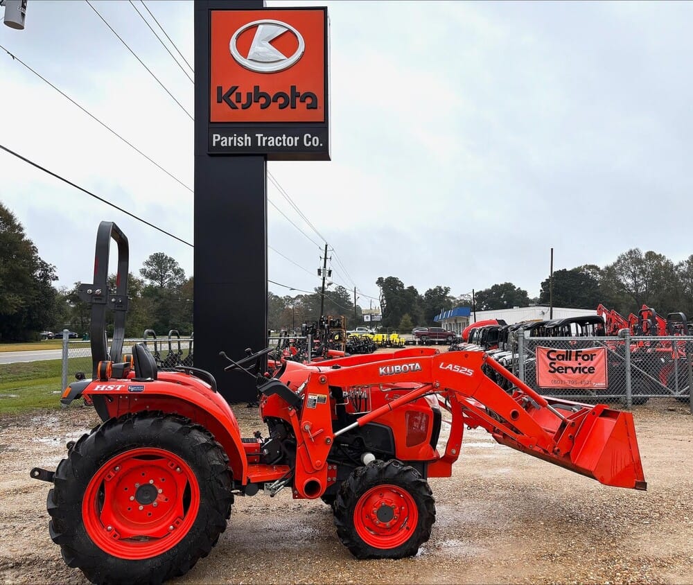 Main image Kubota L3901HST