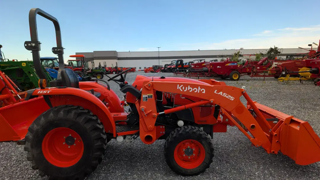 Image of Kubota L3901HST Primary image