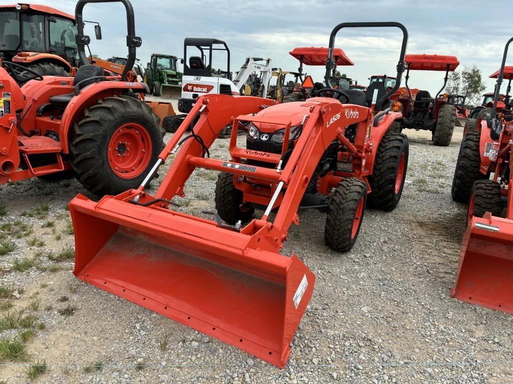 Image of Kubota L3902 Primary image