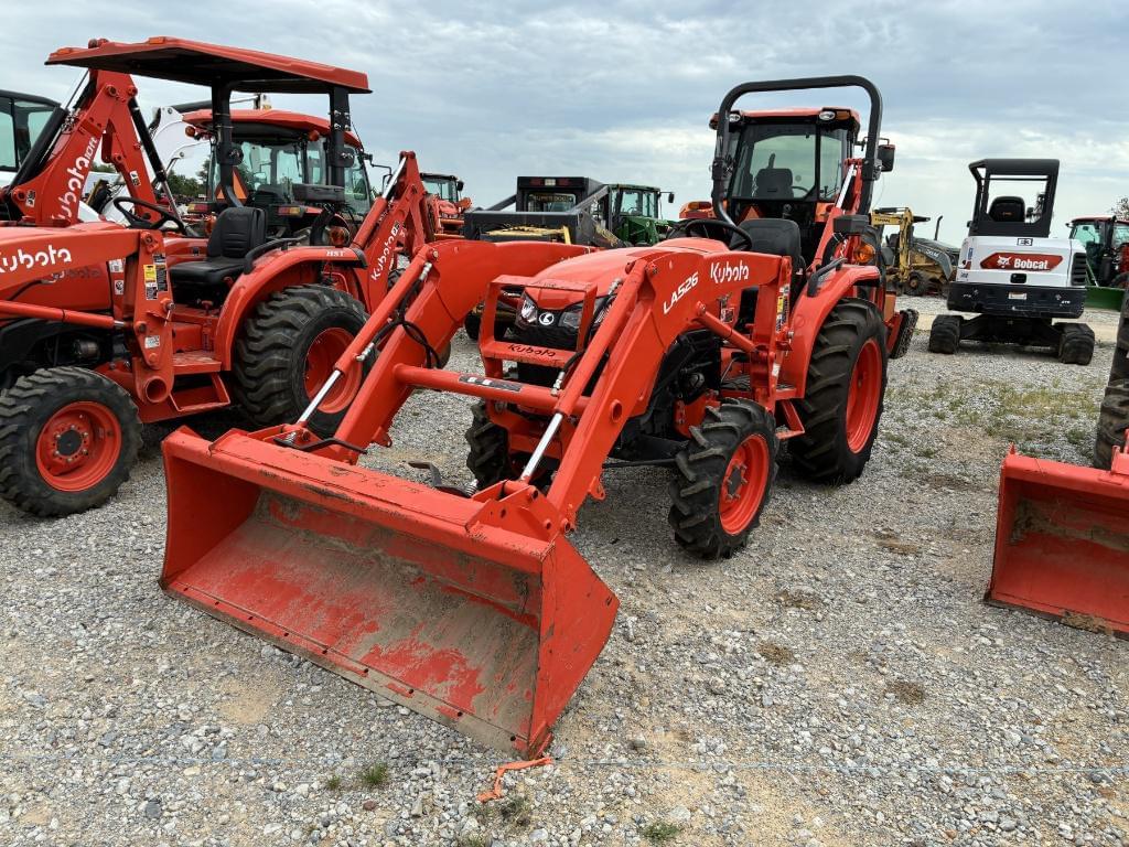 Image of Kubota L3902 Primary image