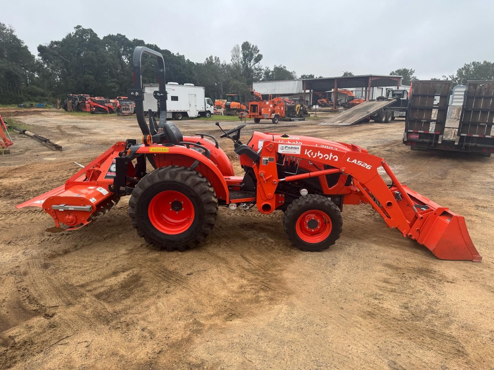 2023 Kubota L3902HST Equipment Image0