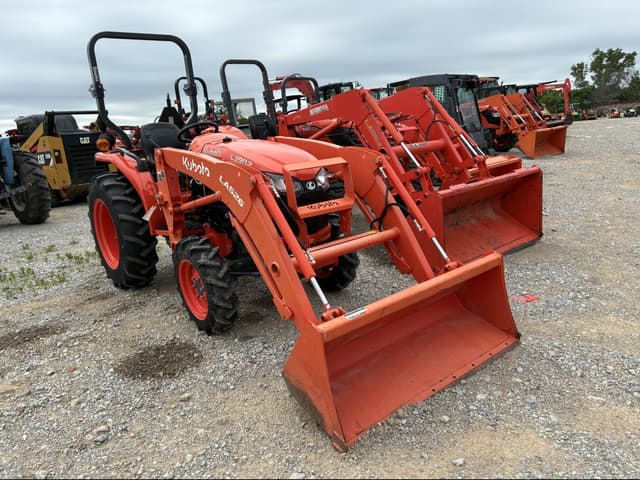 Image of Kubota L3902HST equipment image 1
