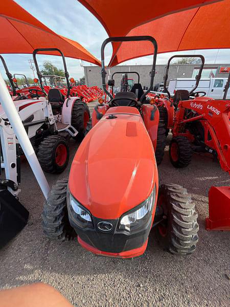 Image of Kubota L3902HST equipment image 2