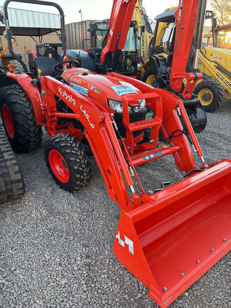 Image of Kubota L3902 equipment image 1