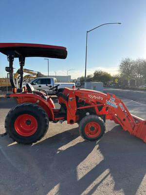 Kubota L3902 Image