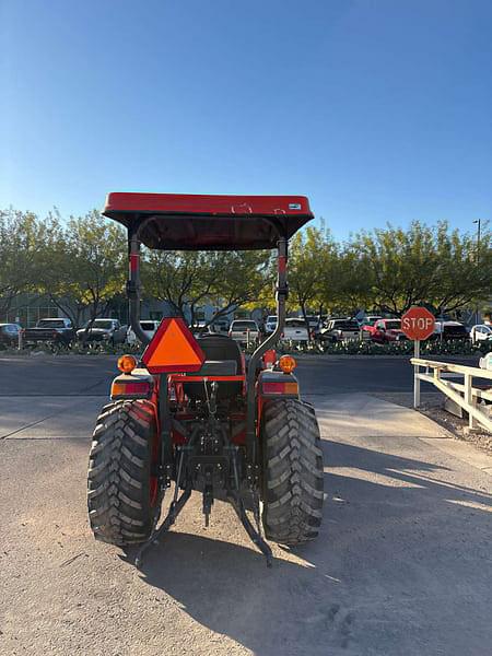 Image of Kubota L3902HST equipment image 3