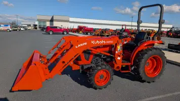 Main image Kubota L3902HST