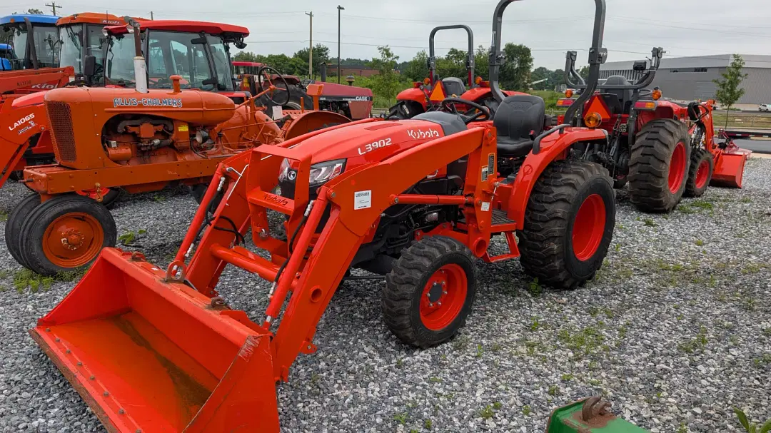 Image of Kubota L3902HST Primary image