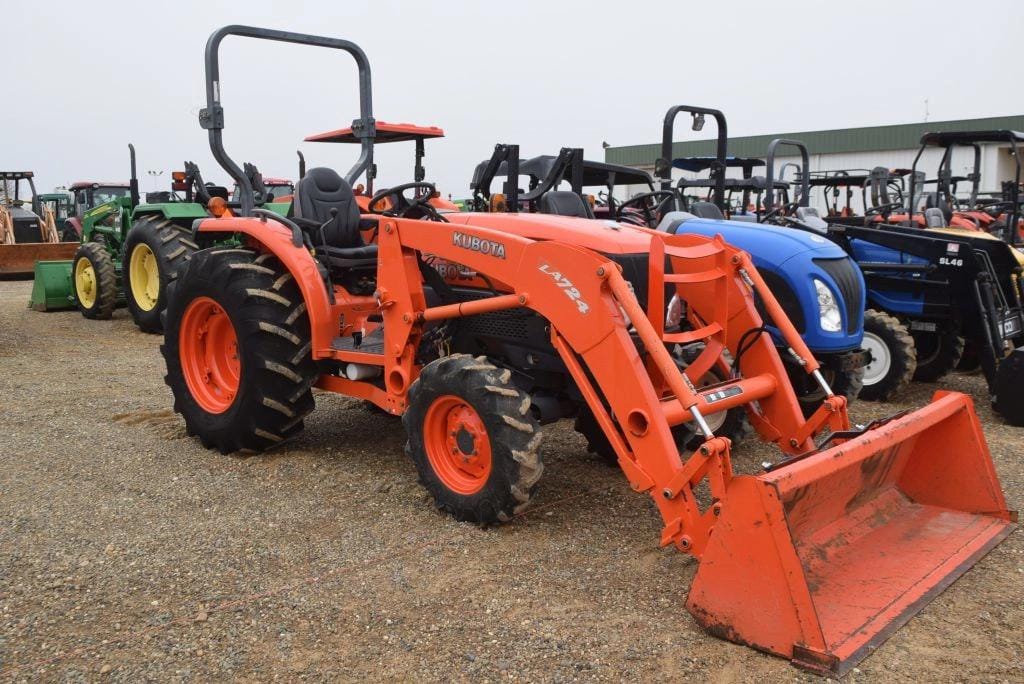 Main image Kubota L3940
