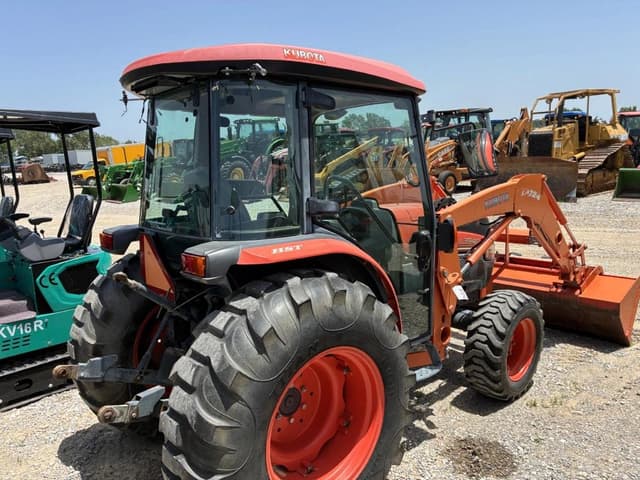 Image of Kubota L3940 equipment image 2