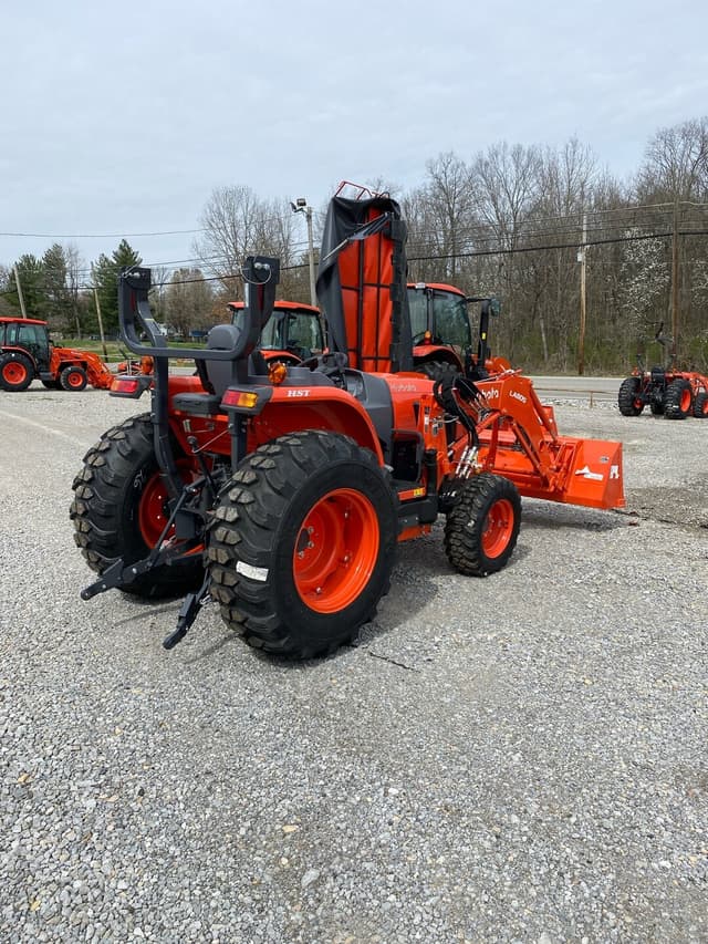 Image of Kubota L4060 equipment image 2