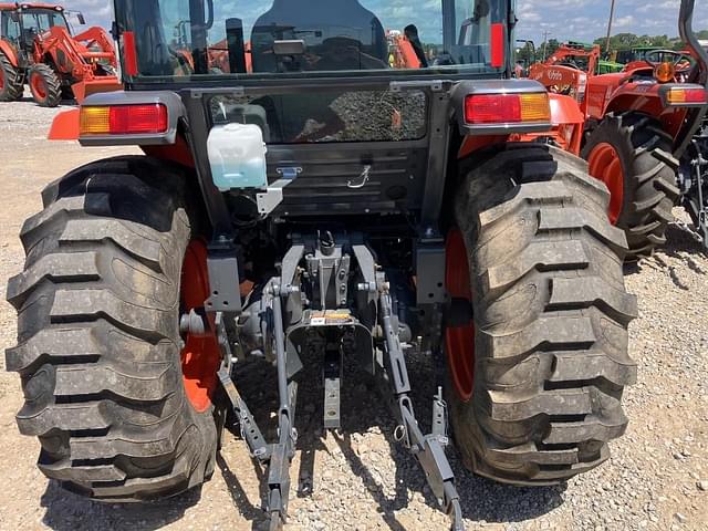 Image of Kubota L4060 equipment image 4