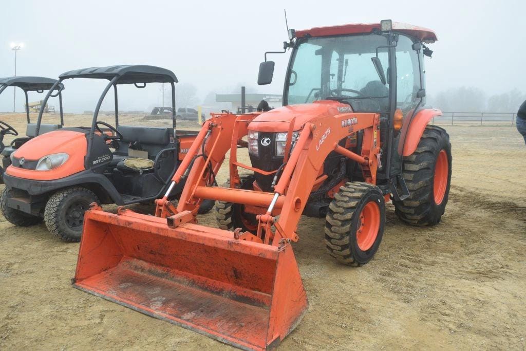 Kubota L4060 Equipment Image0