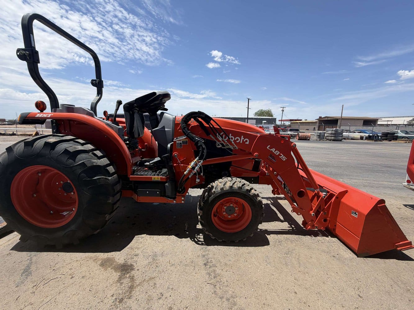Kubota L4060 Equipment Image0
