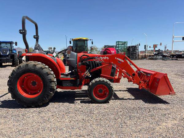 Image of Kubota L4060 equipment image 1
