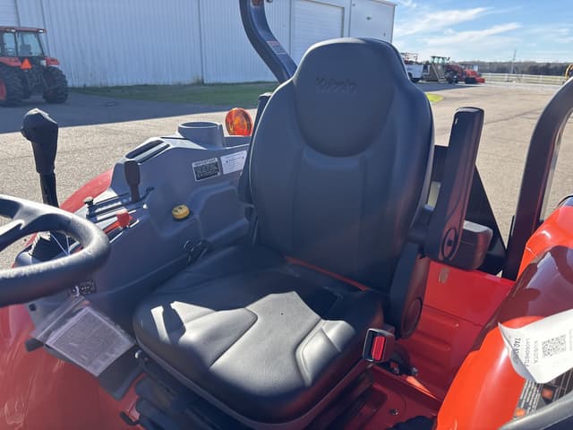 Image of Kubota L4060 equipment image 1