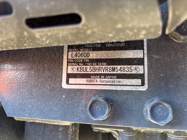 Image of Kubota L4060 equipment image 2