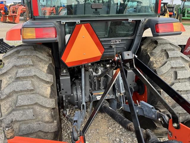 Image of Kubota L4060 equipment image 4