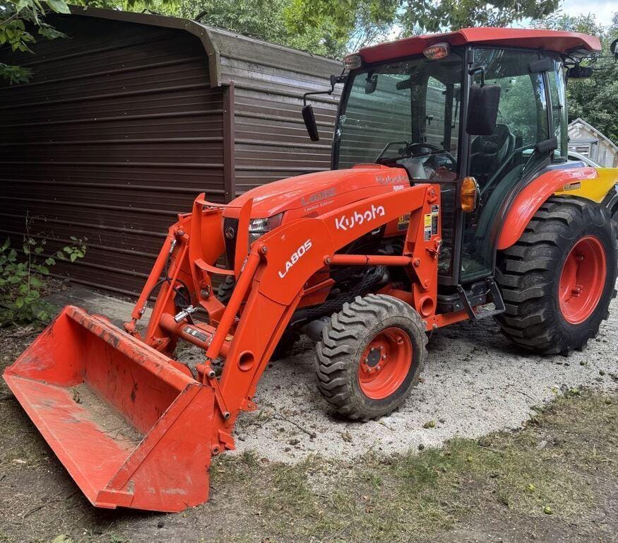 Main image Kubota L4060