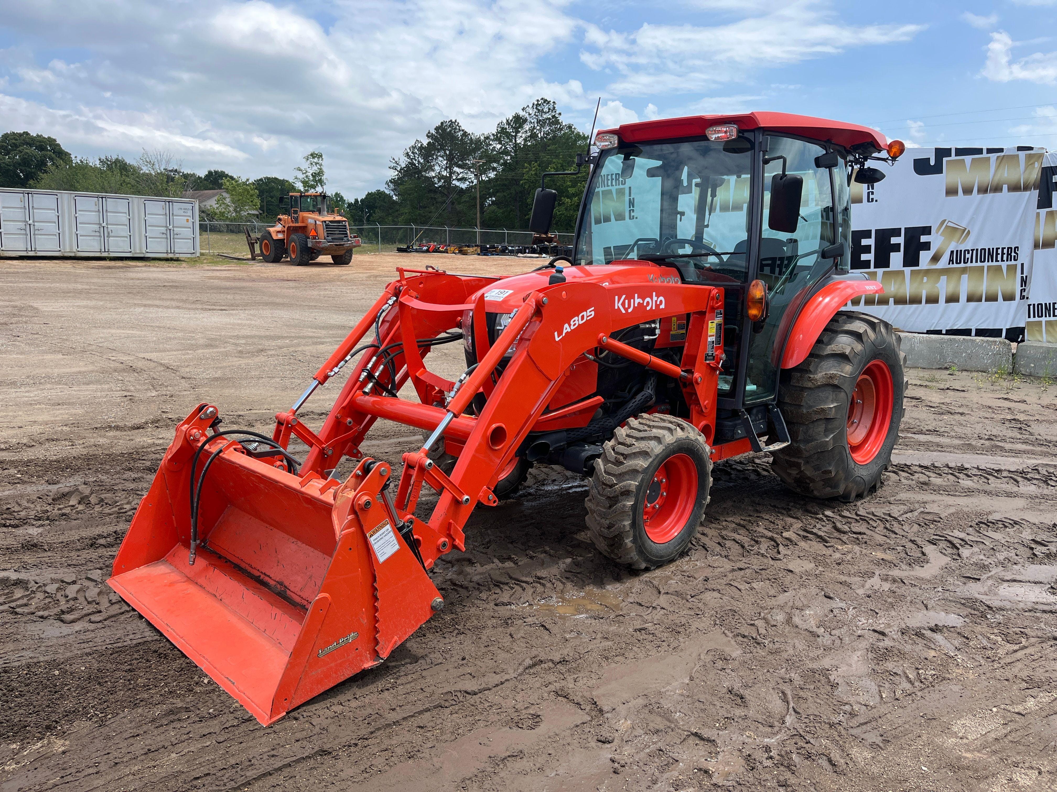 Main image Kubota L4060