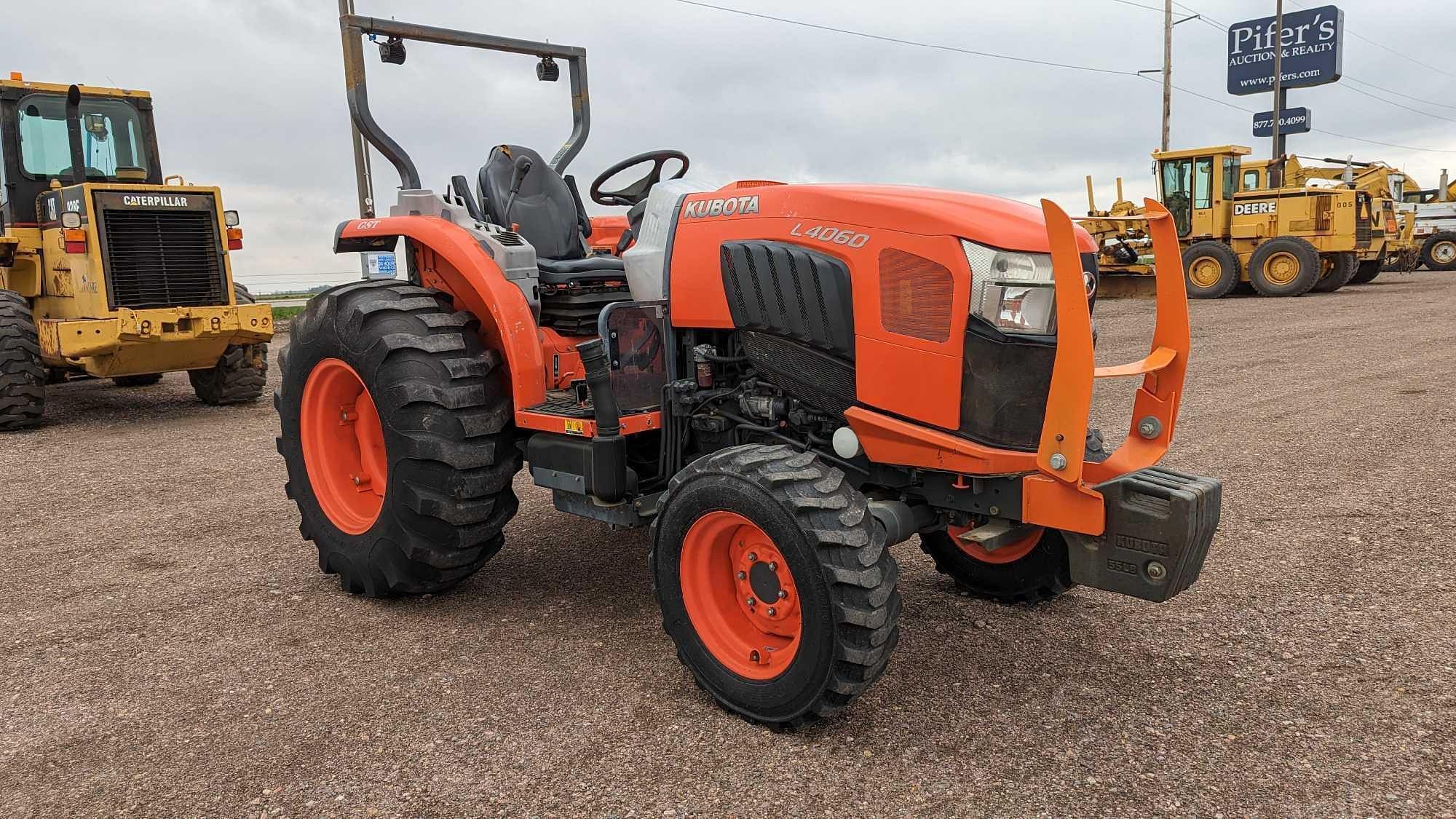 Kubota L4060 Tractors 40 To 99 HP For Sale | Tractor Zoom